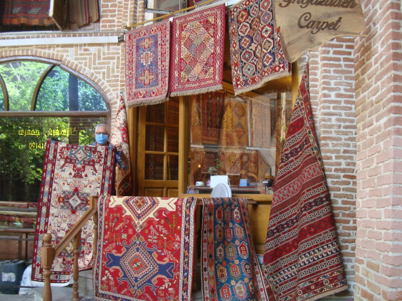 ورنی تیمچه میرزه جلیل حجره ی آقای صفریان